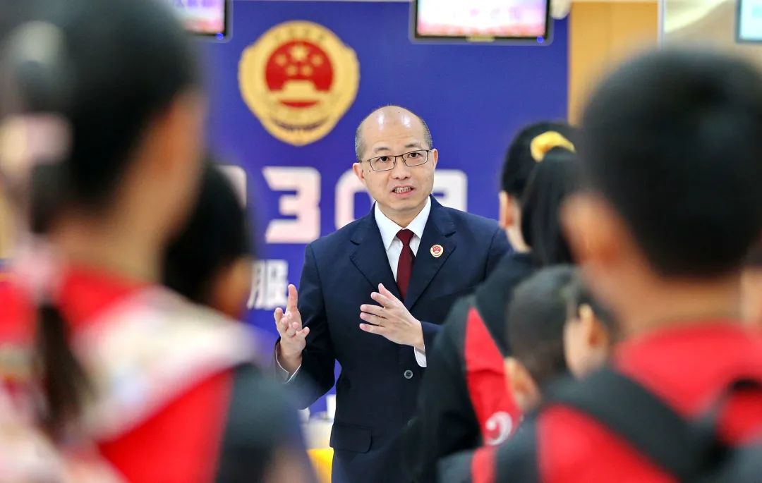 小记者走进检察院07.jpg 图片