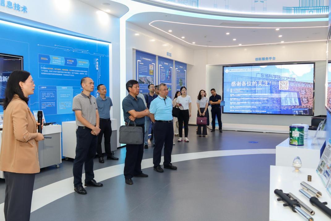 市“科技成果转化”四大办公室联合督查调研组到澳洲幸运10
调研.doc_1